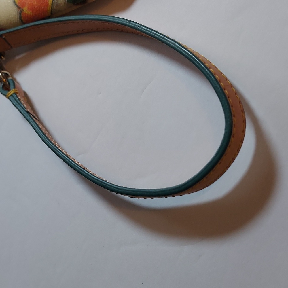 Dooney & Bourke Vintage RAINBOW ZIPPER Wristlet Clutch Heart pattern and fob - Picture 13 of 14